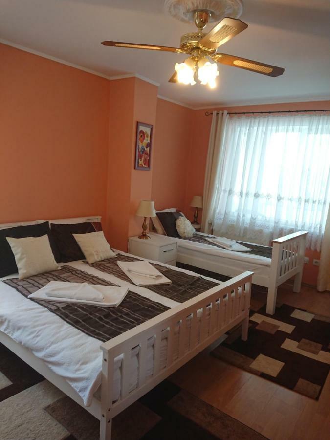Apartamento Luxury Braşov Exterior foto